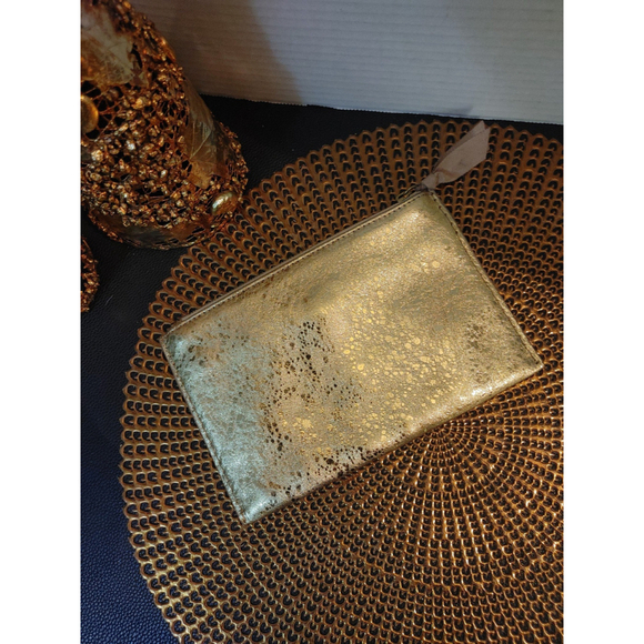 J. Crew Gold Pouch w. Dust Bag - Picture 4 of 6